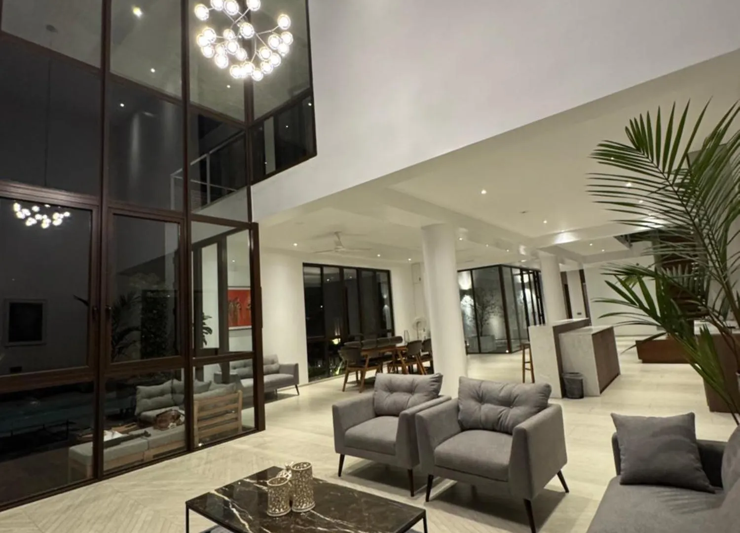 De Oro Luxury Villa Dhaka